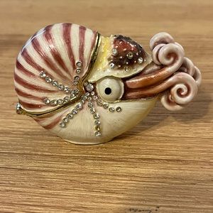 Nautilus Deep Ocean Shelled Mollusks Jeweled Pewter Trinket Box